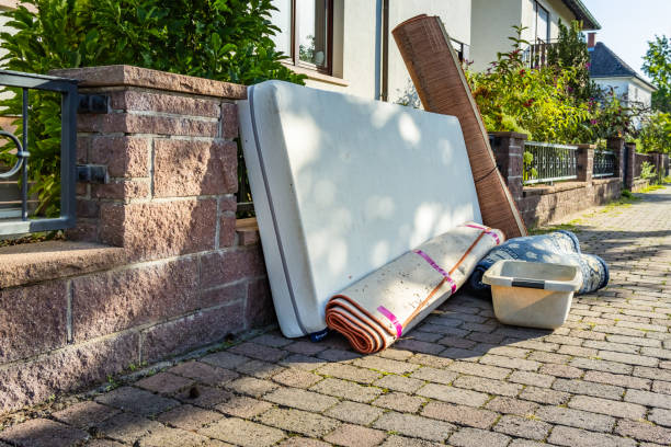 Best Retail Junk Removal  in Macon, MS